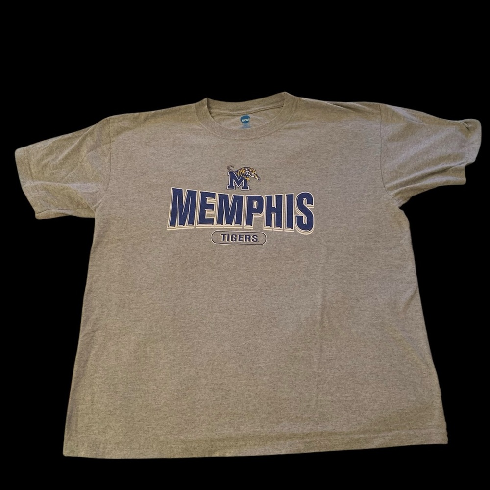 Memphis Tigers Gray T-Shirt, size XL
